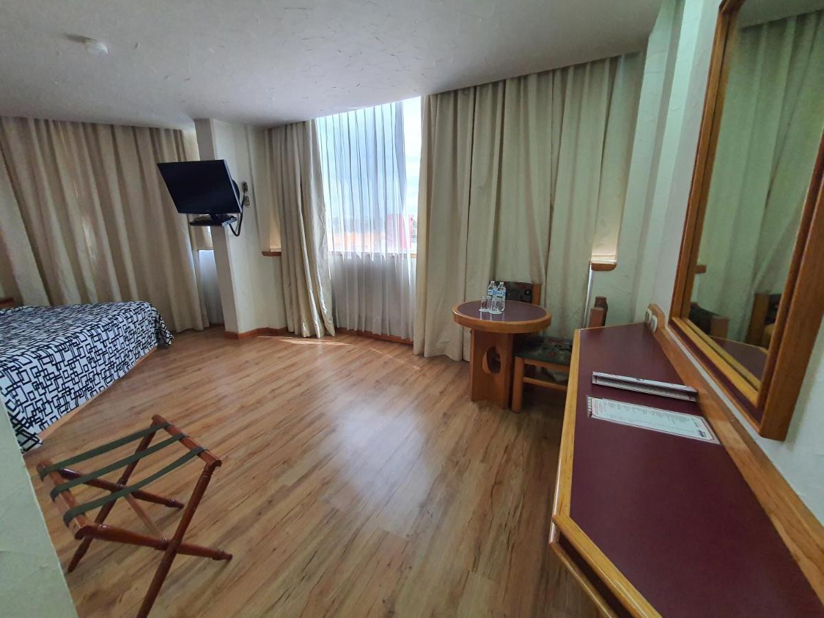 Hotel Alcampo Miranda Buitenkant foto