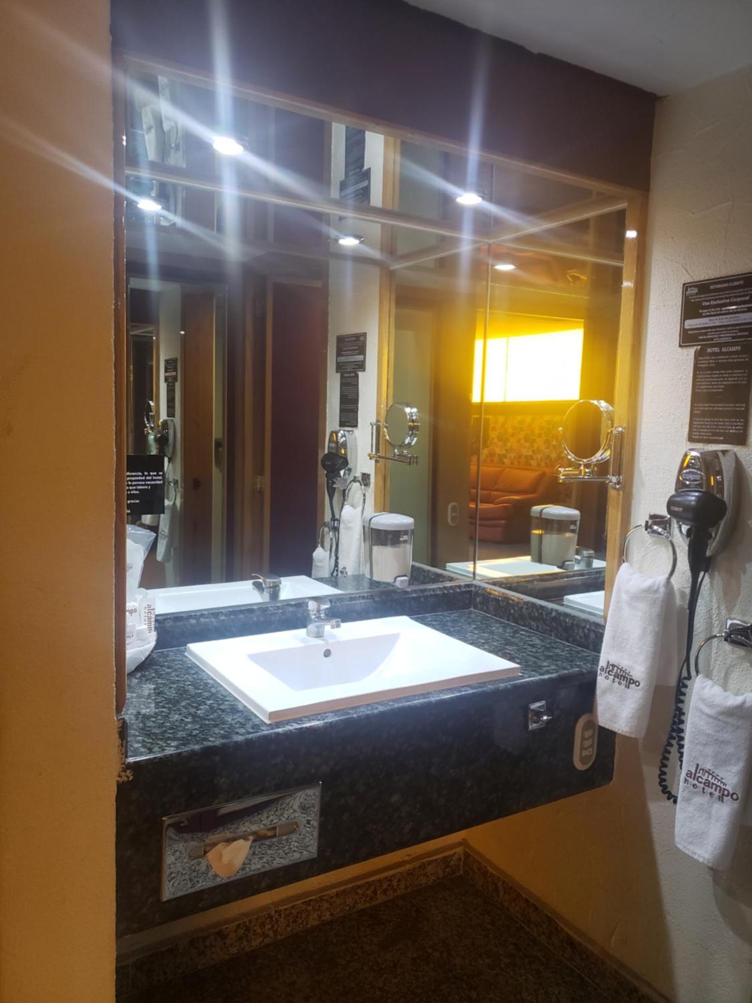 Hotel Alcampo Miranda Kamer foto